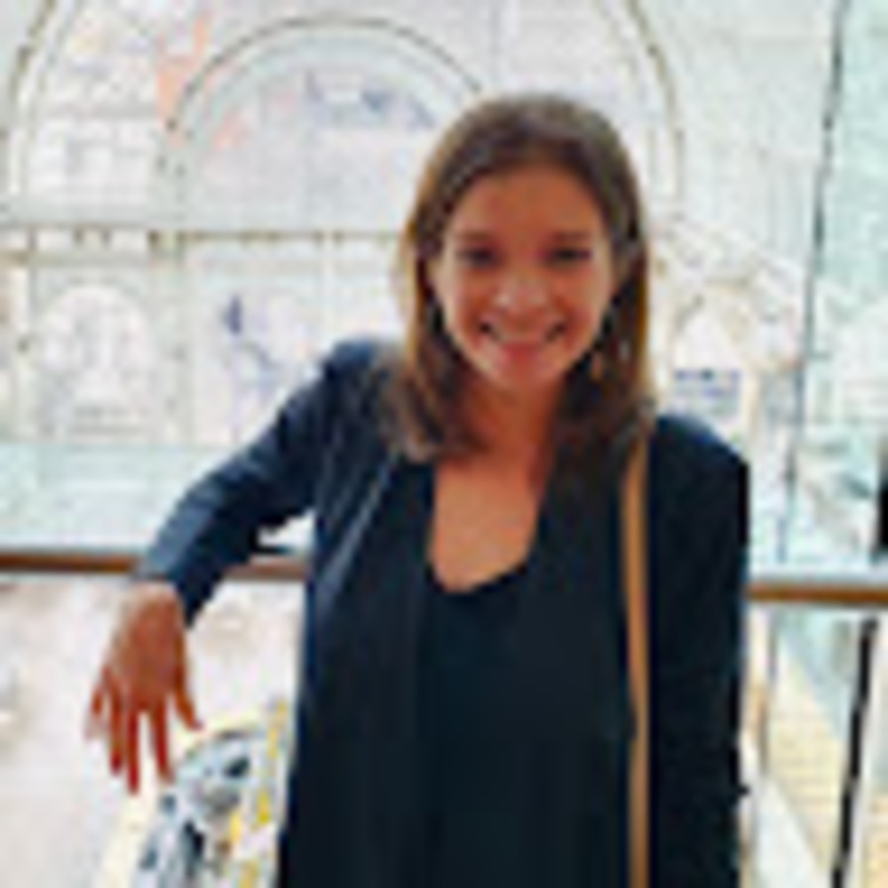 Meet your Posher, Caroline